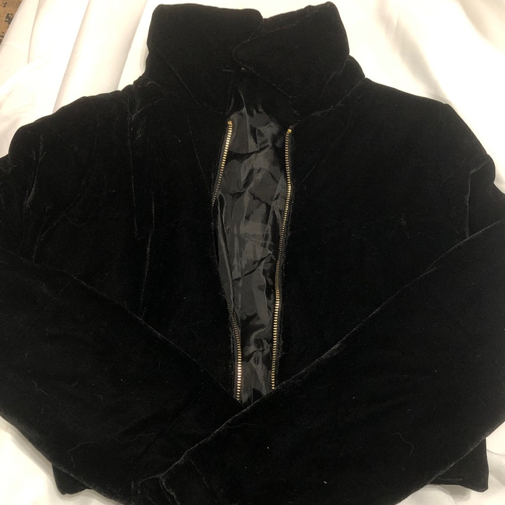 Shinestar Luxurious Black Velvet Jacket